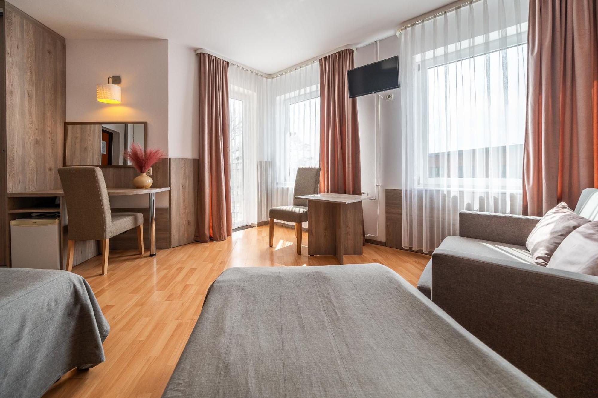 Max Apartamenty - Pokoje - Domki - Restauracja - Basen Mielno  Exterior foto