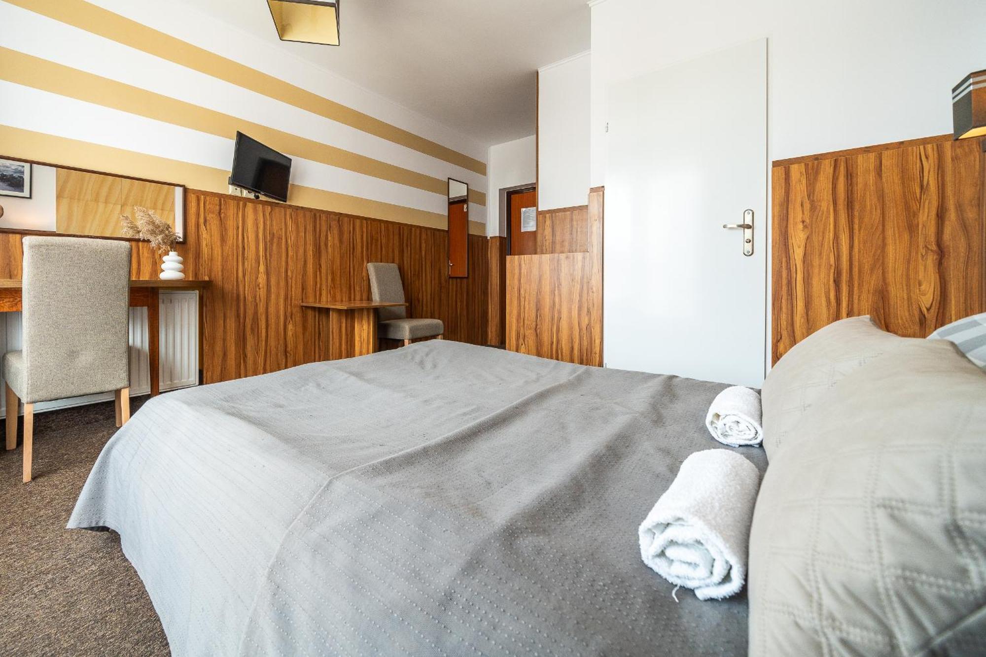 Max Apartamenty - Pokoje - Domki - Restauracja - Basen Mielno  Exterior foto